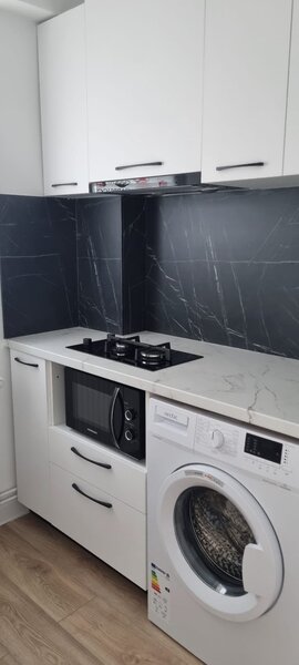 Titan, 5 minute metrou Nicolae Grigorescu