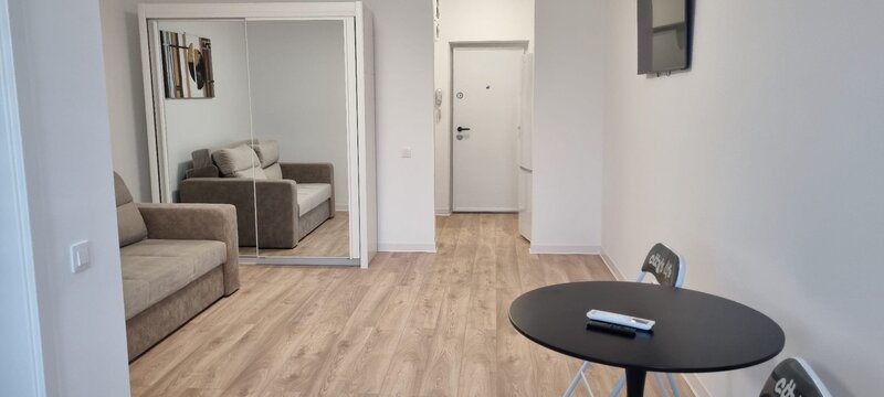 Titan, 5 minute metrou Nicolae Grigorescu